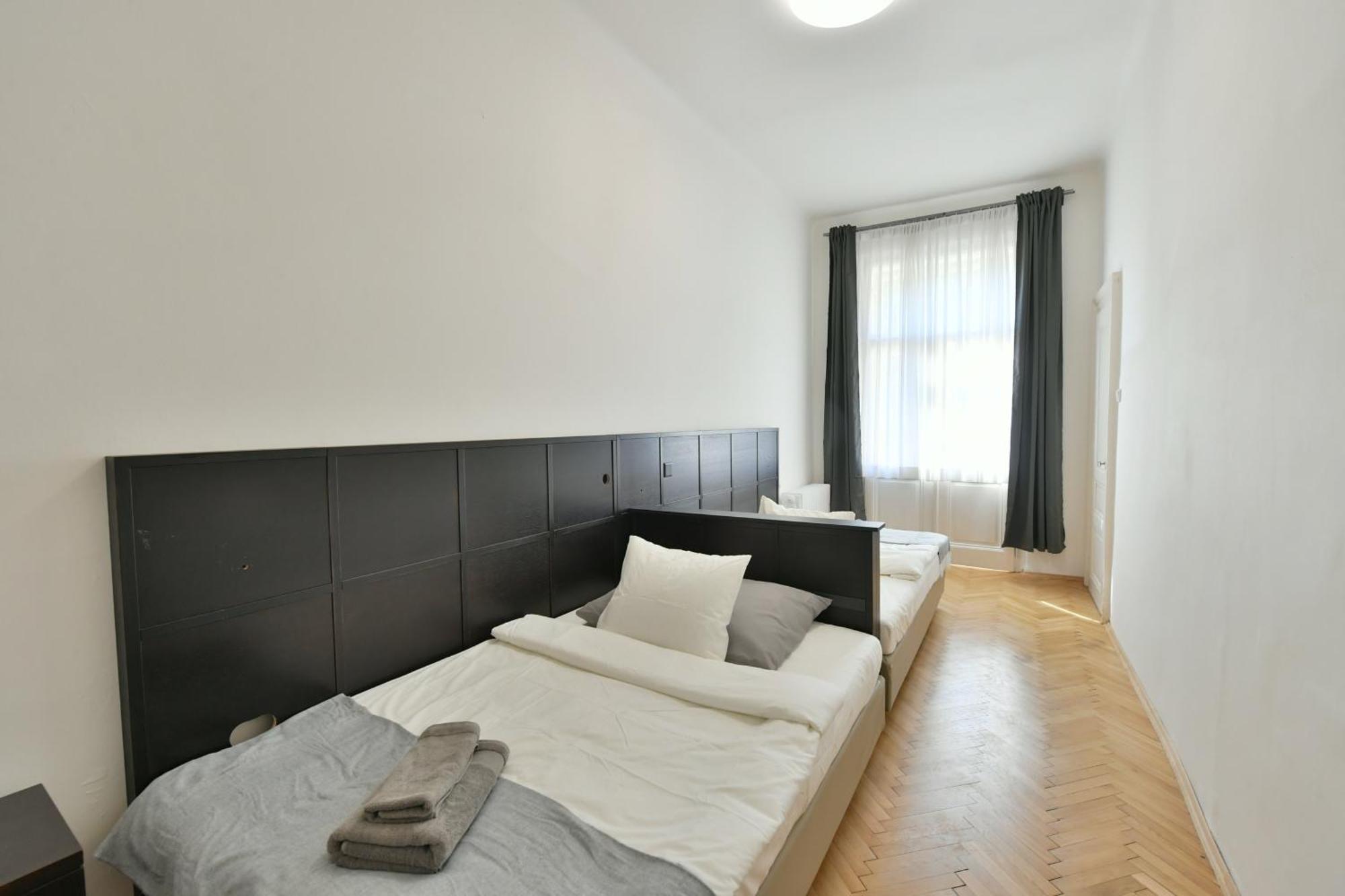 Wsp Petrin Garden Apartments Praga Exterior foto